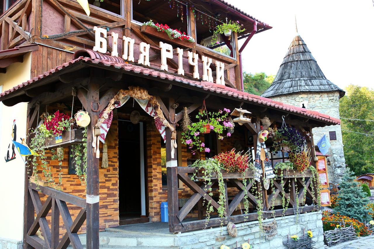 Bilya Richky Hotel カームヤネツィ・ポジーリシクィイ エクステリア 写真