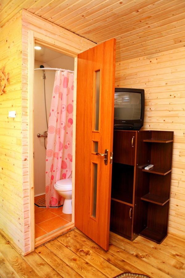 Bilya Richky Hotel カームヤネツィ・ポジーリシクィイ エクステリア 写真